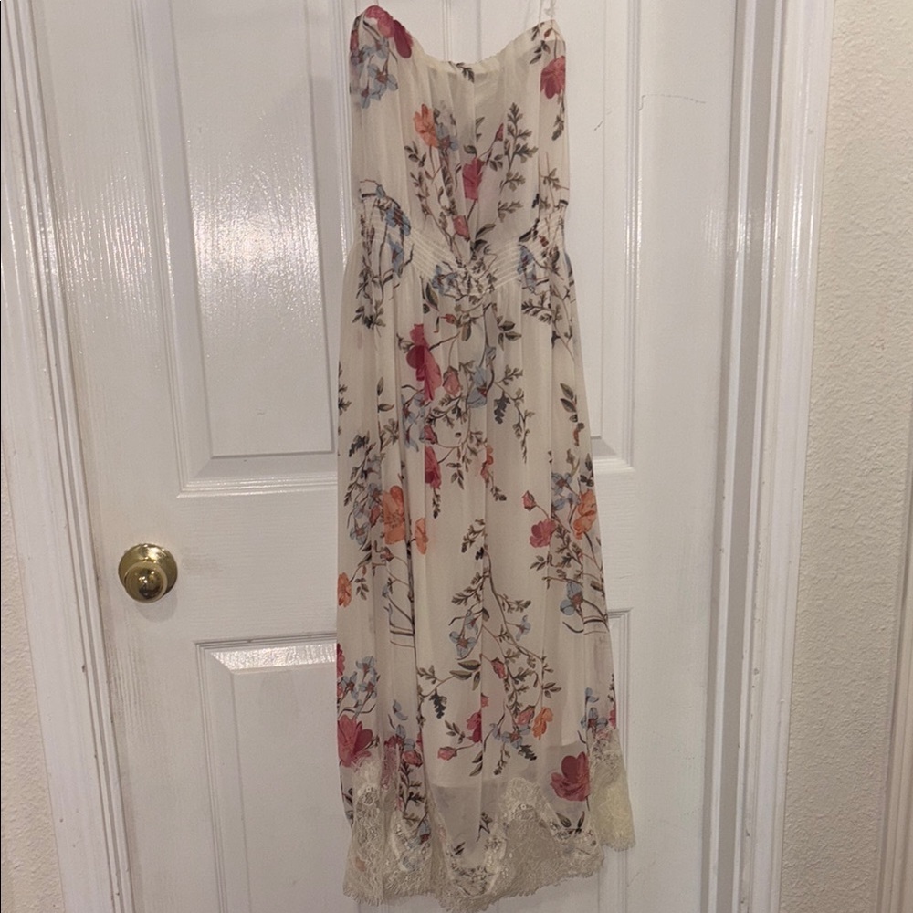 Cream Strapless Sweetheart Sundress for Wedding Guest